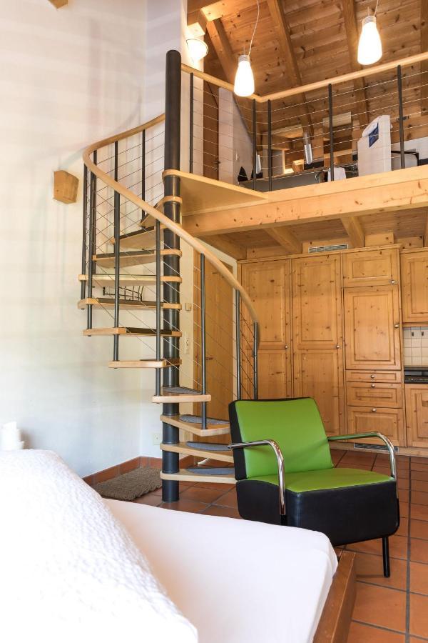 Schnider Bed&Breakfast Und Cafe Vals Bagian luar foto