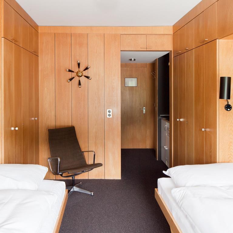 Schnider Bed&Breakfast Und Cafe Vals Ruang foto