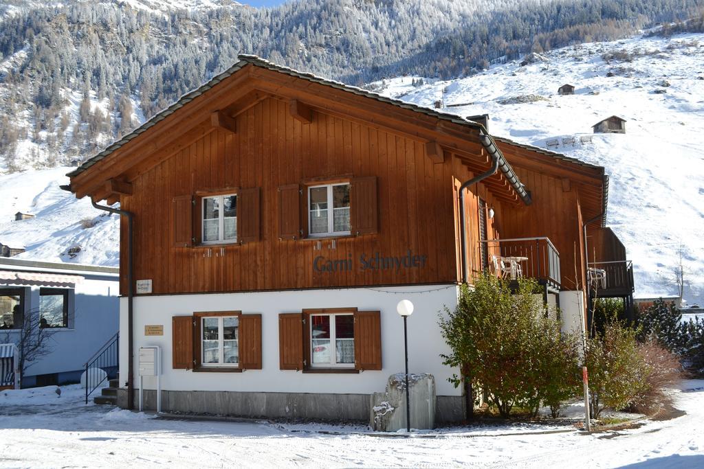 Schnider Bed&Breakfast Und Cafe Vals Bagian luar foto