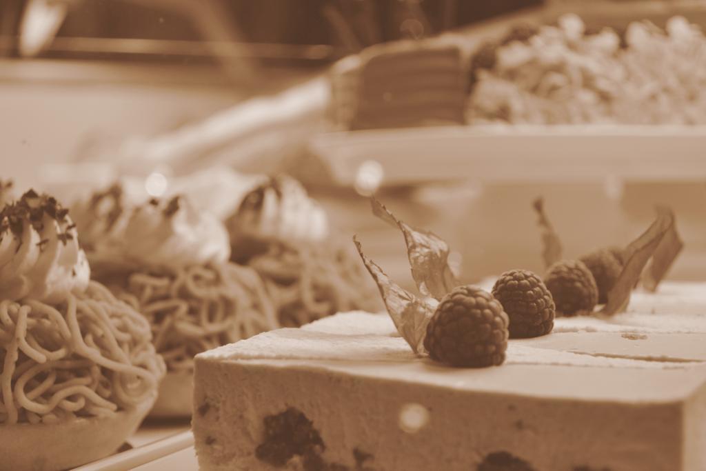 Schnider Bed&Breakfast Und Cafe Vals Bagian luar foto