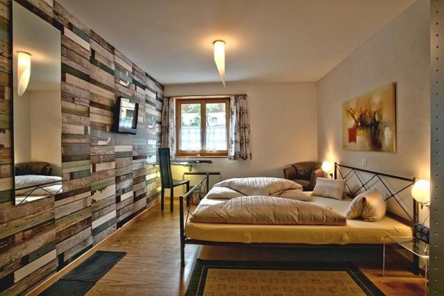 Schnider Bed&Breakfast Und Cafe Vals Ruang foto